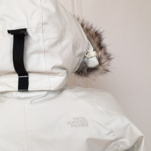 The North Face Arctic Parka - Picture 5 of 13